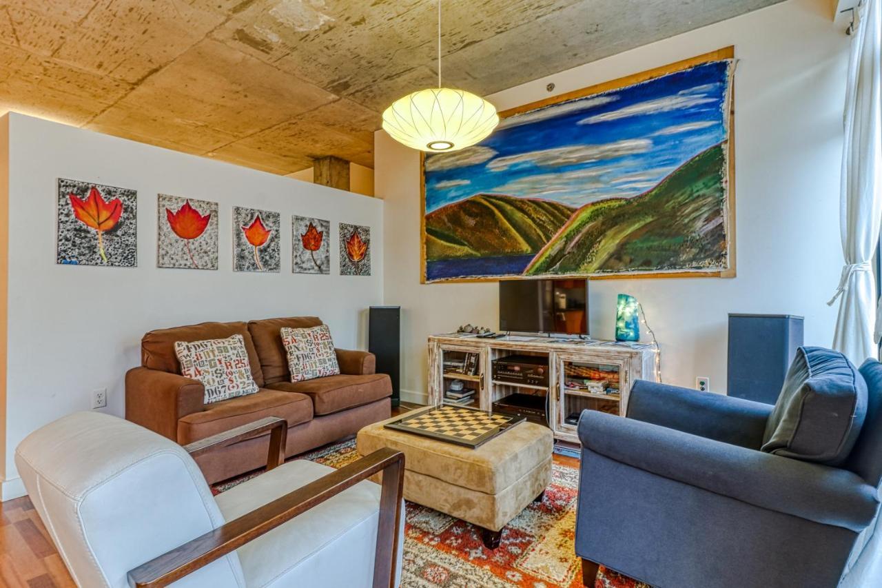 Отель Oak Street Lofts Худ-Ривер Экстерьер фото